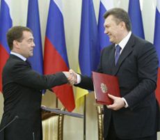 Виктор Янукович и Дмитрий Медведев в Харькове