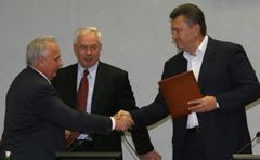 В.Янукович, Н.Азаров и А.Близнюк
