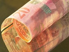 Вернут ли швейцарскому франку надежность швейцарского банка?..