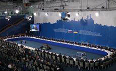 Донецький форум: Росія клепле, поки тепле…