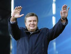 Социнициативы Президента украинцы оплатят из своего кармана